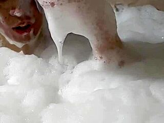 Cyno enjoys a solo bubble bath experience in the tub