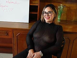 i crave delicious lesbian sex with milf teacher juliana rose
