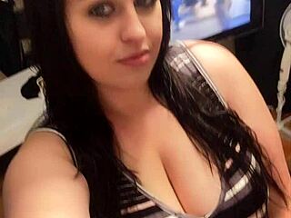 Kandy Kane Fat Housewife Deepthroat Slut