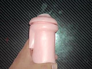 kissy gets double action from mouth to core