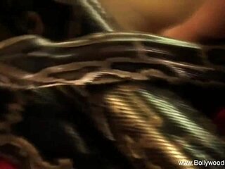 Does this seductive mature body make you want to seduce me?