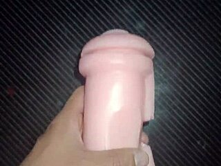 kissy gets double action from mouth to core