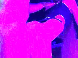 Skinny Model Enjoys Rough Quickie Fucking With Bodybuilder