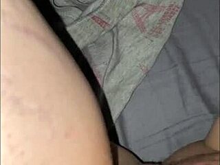 Wanna play with pussy late tonight?