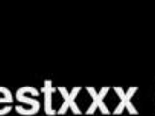 Mommy Lets Boy Fuck Her Cunt Hard!