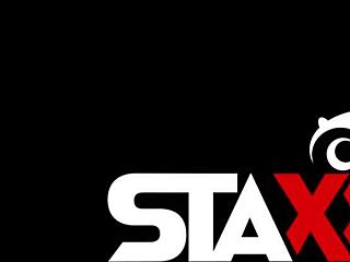 日本黑发美女被拒性爱后独自自慰，超撩人