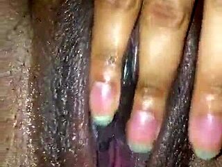 watch this fat latina masturbate her pussy?