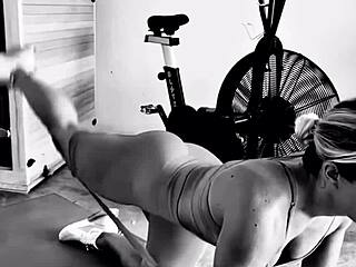 I work out my ass in this creepy session. It feels intense.