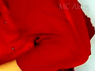 mc akira dancing and showing off