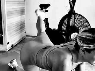 I work out my ass in this creepy session. It feels intense.