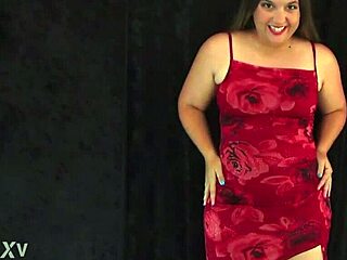 Nerdy Amateur With Wild Curves Introduces Herself In POV Casting Interview