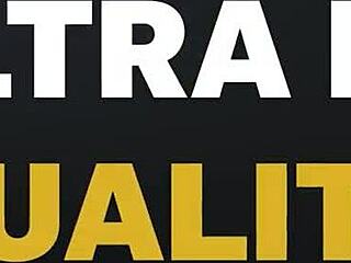 Daddy4K: Stari lukavi tip osvaja mladu požudnu rusku pičku?