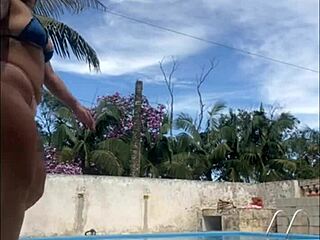 I Stay Like This All Day When the Bricklayer Is Here