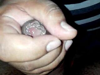 Amateur Pushes Masturbation to the Extreme in Solo Session