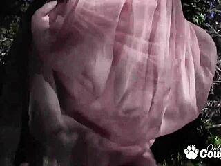 مثليات هيبي بيلا روسي وميسي مينكس ينيكن في الغابة