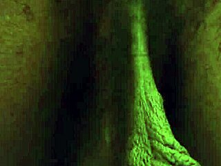 think about hallelujah johnson's ass and worship it.