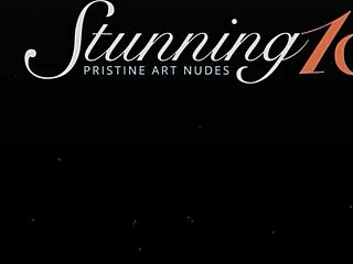 Блондинка шлюха Flavia C разнесена страпоном Fomina в би-сцене с бритой киской и натуральными сиськами