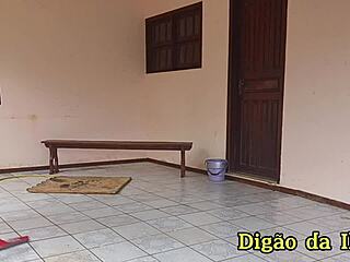 three hot sluts fucking the friend without knowing!