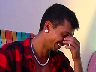 Fitness Model Kelly Odara Reveals Sexy Athletic Homemade Adventures In Cute Big Clit Talk Show!