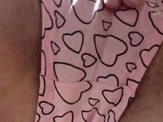 i masturbate hairy pussy under desk 😈