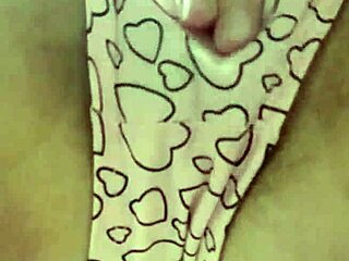 i masturbate hairy pussy under desk 😈