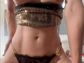 Do you crave the stunning tetas of RosMexicana in action?