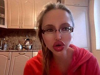 Russian goddess dominates financially