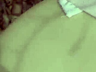 ma petite 18+ chatte emyangel in a web chat session