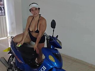 step sister with huge ass, you wanna help wash my bike in shorts and fuck deliciously?