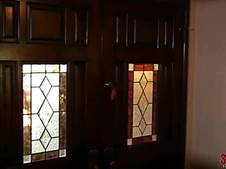 laura and ryan keely in lesbian fun, licking pussies