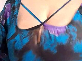 Levei Minha Namora Pro Riacho Pra Tomar Banho E Quebra O Cabaço Com O Pau