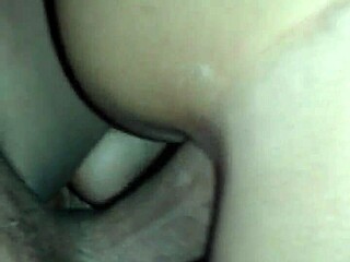 Jej první anal video domácí submisivní milfka