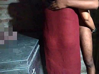 quick anal fuck with bbw housewife