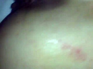 Panenka ohnutá na psí štýl anál