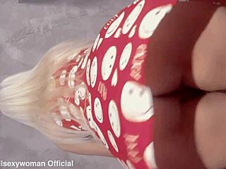 Oh God, Horny Latina Blonde Flaunts Big Curvy Ass And Hot Hairy Pussy!