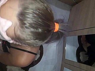 Mój rogacz filmuje mnie z innym facetem w motelu, aż dostanę na cycki.