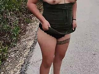 Latina slut shows off ass and tits on public Mexican highway