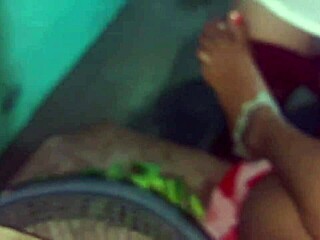 Indische Dorf Stiefschwester und Bruder im College Ranch mit fetter plumper Lehrerin jung Armpit Fetish