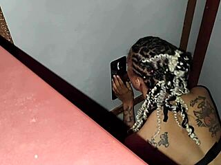 글로리 홀 처음 해보는 거야?