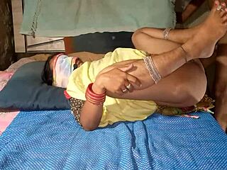 step sister sex video with indian desi girl fingering ass in car?