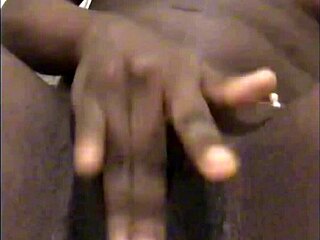 ebony babe with big ass masturbates solo in homemade amateur video.