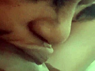 Jill Wettmout's sloppy blowjob close-up!