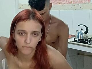 Oh Wow, Metendo Gostoso Na Empregada Safadinha's First Time With Huge Amateur Cock!