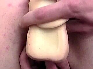 I used toys on her pussy during our session