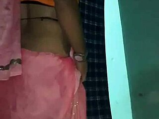 Hot Mujra Dance In Saree By Seductive Shemale