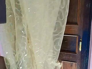 Wow! Latest Trending Indian Pussy Fingering Video Goes Viral XXX Desi!