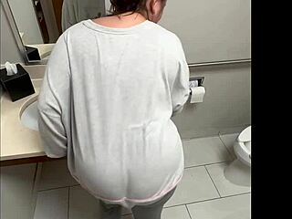 Hey, La Paisa Takes A Quick Break For Doggystyle In The Bathroom!