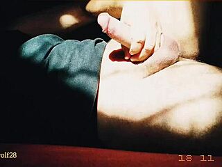 Hell yeah! Bad Wolf28 handjob on huge cock at sunset!