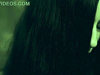 Elizamar's Emotional Solo Body Exploration