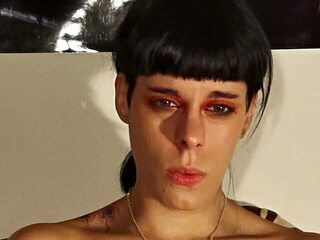 Fiatal lányok hatalmas takony tüsszentés fétis 1. rész HD 😷